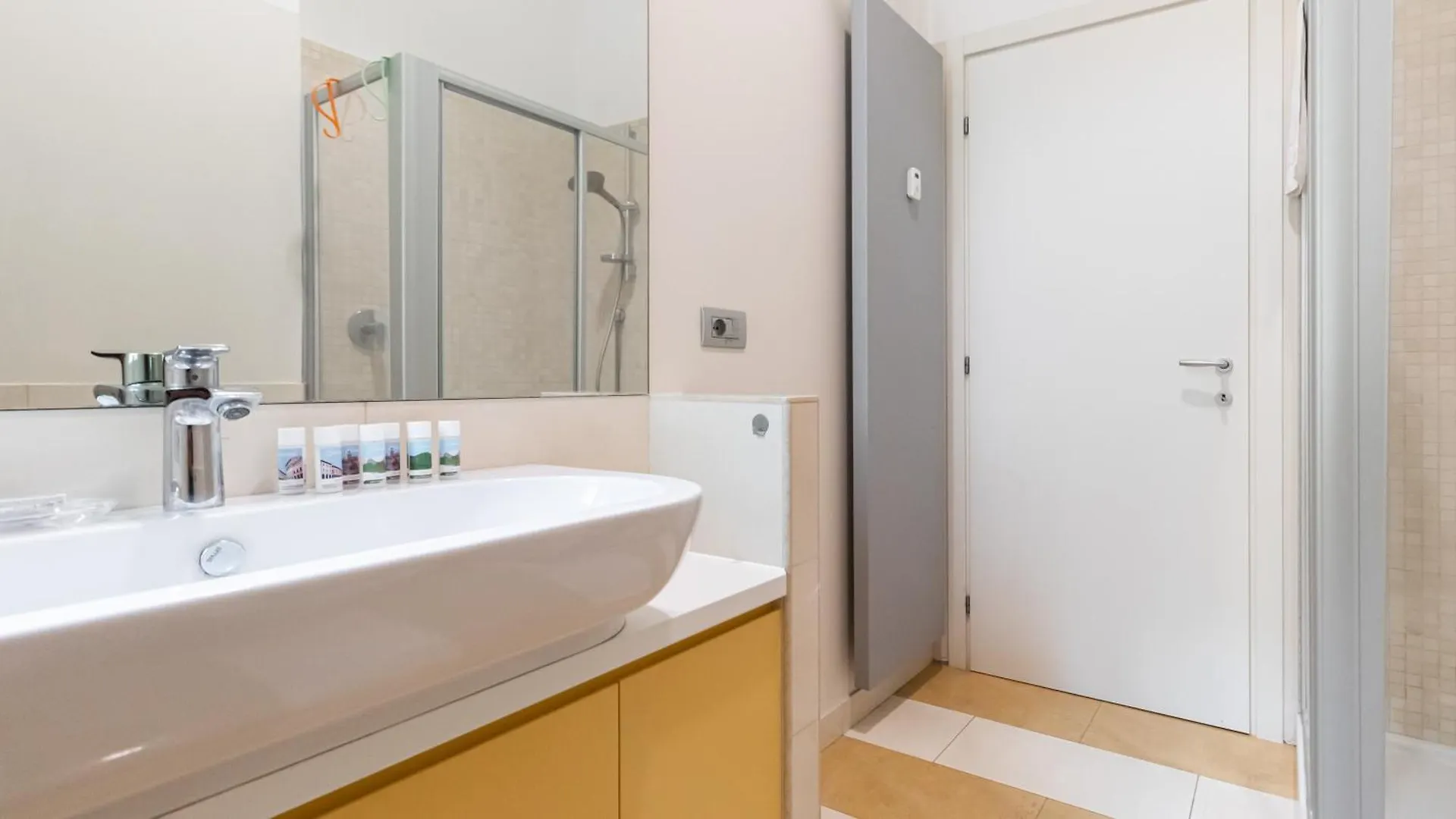 Italianway - Manin 35 Apartment Milan