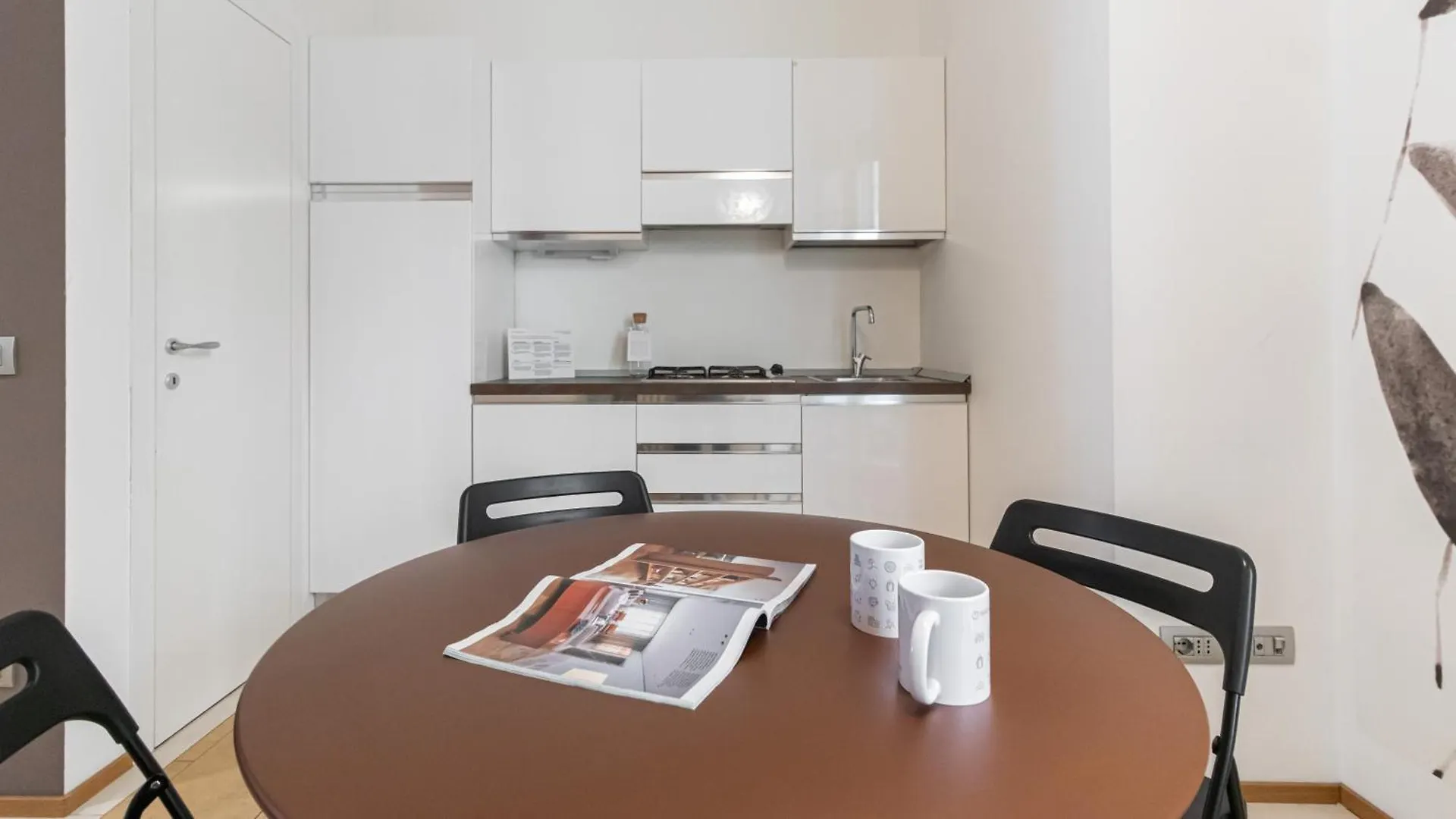 Italianway - Manin 35 Apartment Milan 0*,